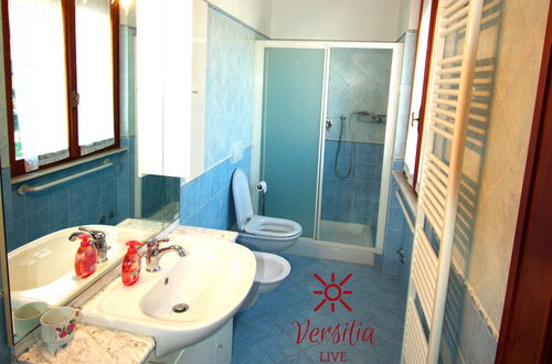 Foto 13 - Beautiful Vacation Rental in Viareggio, Italy