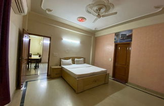 Photo 2 - GoBravo-3BHK Near Airport & Cyber Hub