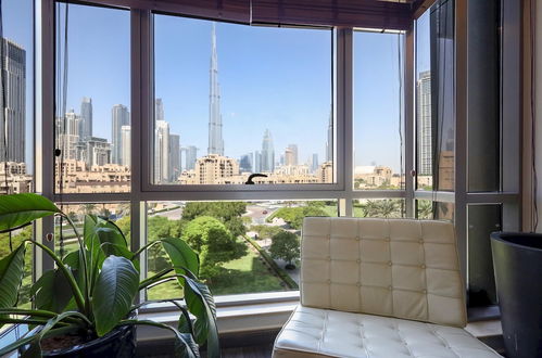 Foto 15 - Elite LUX Holiday Homes - Luxe 2BR Stunning Burj Khalifa View Downtown Dubai