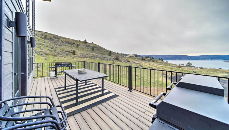 Photo 1 - Modern Davenport Home w/ Water View & Grill