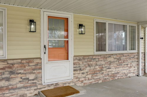 Photo 4 - Spacious Lakefront House w/ Backyard Fire Pit