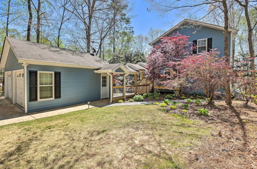 Photo 4 - Pet-friendly Wedowee Home With Hot Tub + Dock