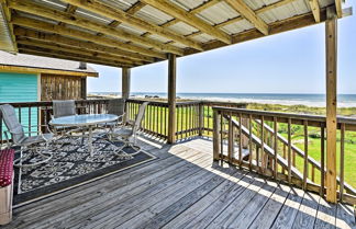 Foto 1 - Galveston Beach House w/ Private Deck & Gulf Views