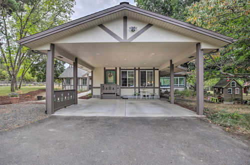 Photo 1 - Cozy Cottage on Flower Farm w/ Baker Creek Views