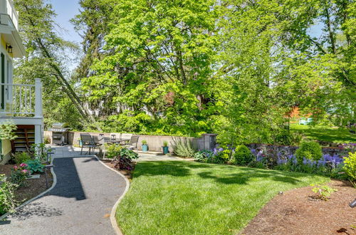 Photo 3 - Historic & Charming Salem Home W/mill Creek Views