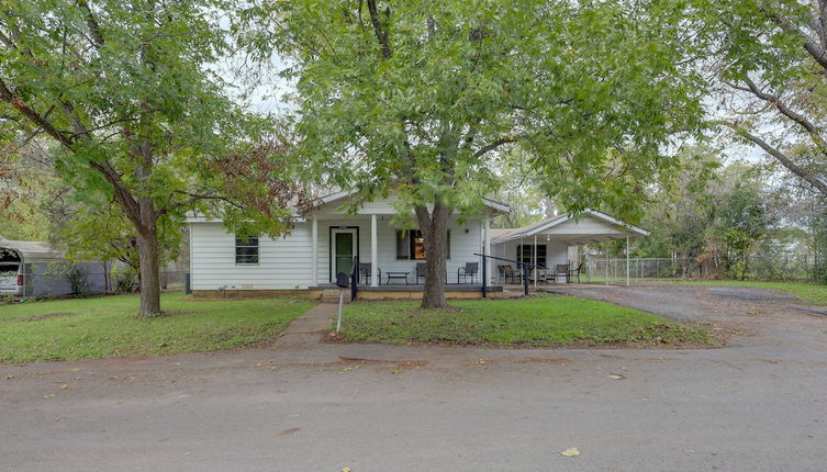 Photo 1 - Winslons Texas Star - Spacious Belton Family Home