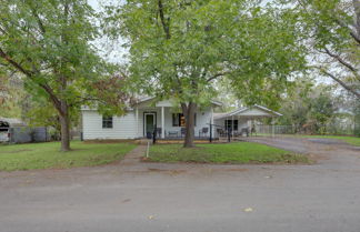 Photo 1 - Winslons Texas Star - Spacious Belton Family Home