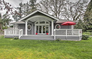 Photo 1 - Contemporary Tacoma Cottage w/ Deck & Pond