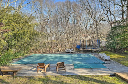 Foto 4 - Hamptons Vacation Rental w/ Seasonal Pool