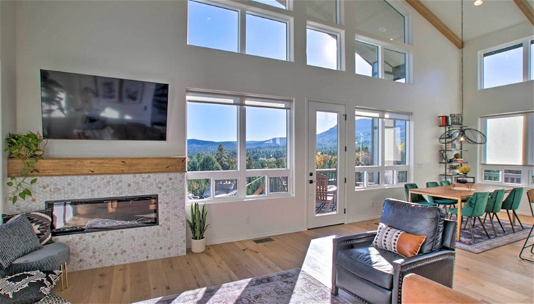 Foto 1 - 'pineberry Modern' Luxury Home w/ Panoramic Views