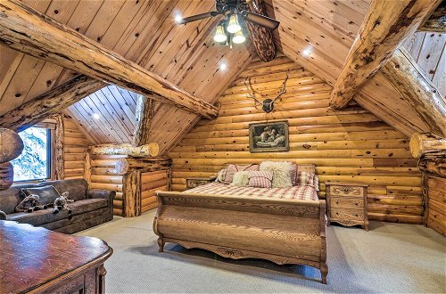 Photo 27 - Delightful Cabin Vacation Rental w/ Fire Pit