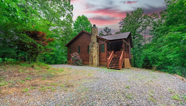 Photo 1 - Ricks Retreat-log Cabin Near Blue Ridge hot tub