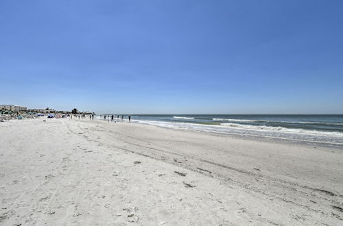 Photo 11 - Siesta Key Condo: Resort Amenities, Walk to Beach