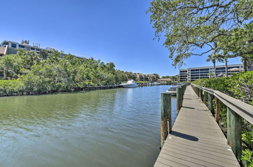 Photo 12 - Siesta Key Condo: Resort Amenities, Walk to Beach