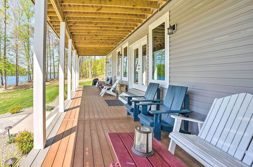 Photo 17 - Waterfront Lake Anna Home w/ Dock, Beach & Kayaks