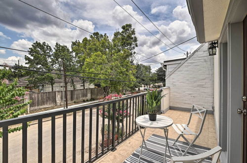 Photo 31 - Charming Montrose Townhome With Private Pool