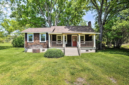 Photo 16 - Cozy Cottage: Yard + Deck, Walk to Downtown