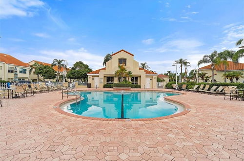 Photo 20 - Sunlit St Petersburg Condo w/ Community Pool