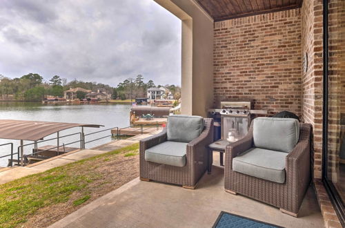 Foto 20 - Beautiful Lake Conroe Home w/ Private Dock