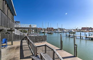 Photo 3 - Freeport Home w/ Boat Dock < 2 Mi to Beach