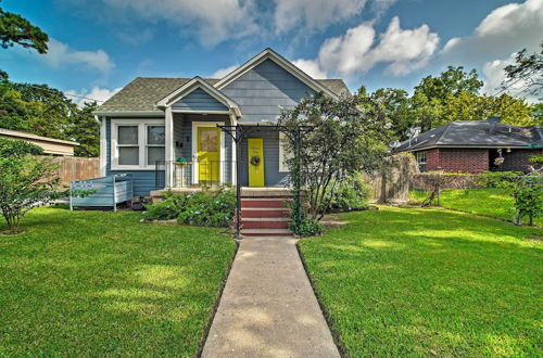 Photo 1 - Cozy Brenham Cottage w/ Private Patio & Yard