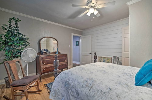 Photo 16 - Cozy Brenham Cottage w/ Private Patio & Yard