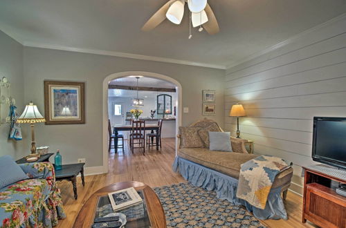 Photo 5 - Cozy Brenham Cottage w/ Private Patio & Yard