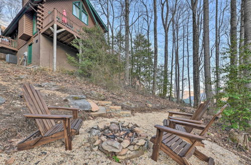 Photo 9 - Cabin w/ Fire Pit: 5 Mi to Cataloochee Skiing