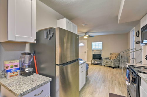 Photo 7 - Convenient Galveston Apartment: 1/2 Mi to Beach