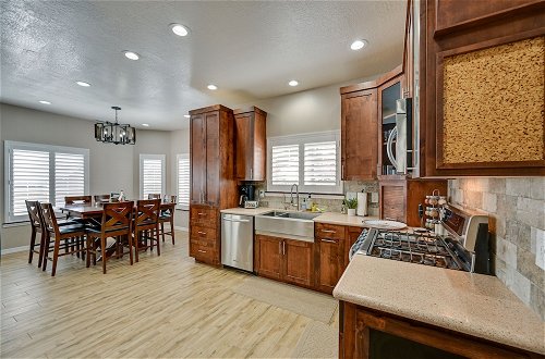Photo 1 - Family-friendly Flagstaff Home With Hot Tub