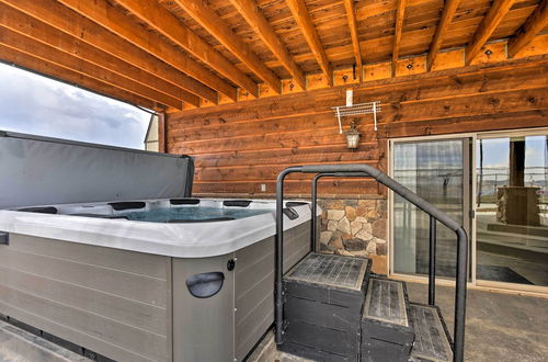 Photo 43 - Cabin w/ Beach Access, Sport Court, Hot Tub & View