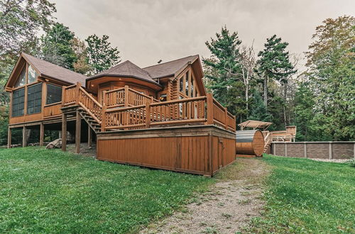 Photo 8 - Harfang 51 - Stunning log Cottage With Private hot tub Pool and Scandinavian dry Barrel Sauna