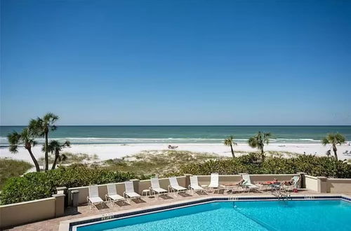 Photo 20 - Siesta Beach Retreat Poolside 2BR Condo