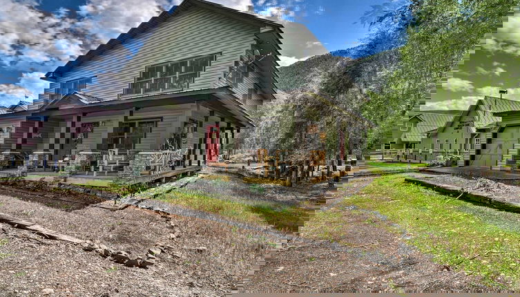 Foto 1 - Riverfront Lake City Home w/ Fire Pit, Deck & Bbq