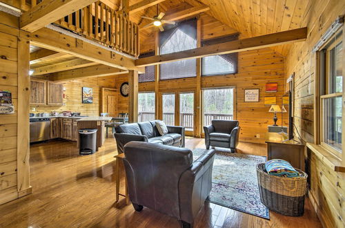 Photo 1 - Cozy Log Home: Centrally Located & Pet Friendly