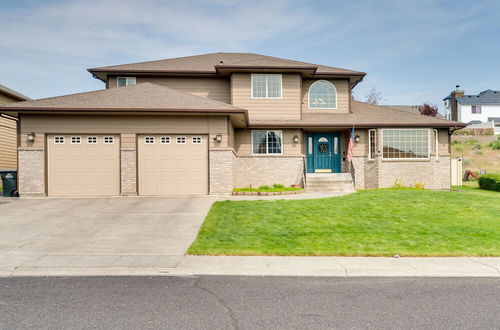 Foto 13 - Moses Lake Vacation Rental w/ Hot Tub & Game Room