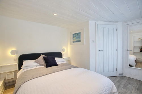 Photo 1 - Fantastic 1BD Hideaway, 2 Minutes to the Sea