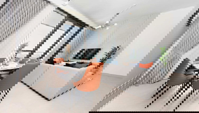 Photo 1 - Silkhaus Modern Downtown Heart in High Floor
