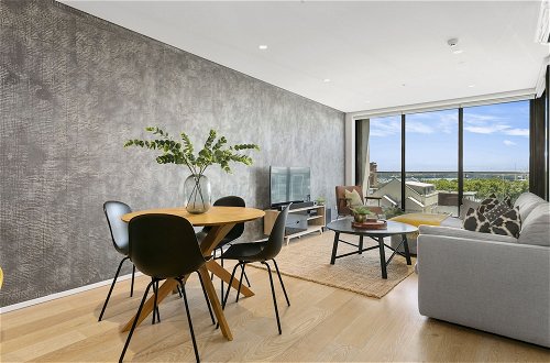Foto 5 - Laid back living with city views