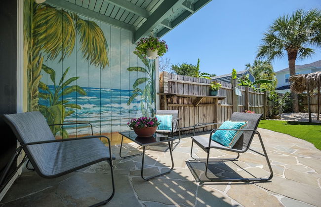 Beach Getaway - Photo 22