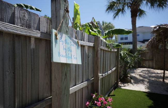 Beach Getaway - Photo 21