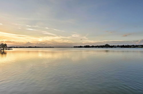 Photo 37 - Lakefront Florida Retreat - Pool Table & Boat Dock