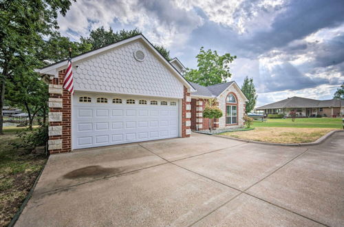 Photo 10 - Gun Barrel City Lake House w/ Sunset Views