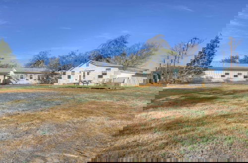 Foto 42 - Olive St Ranch With Hottub-grill and Party Barn