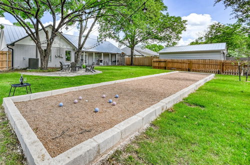 Photo 33 - Luxury Haus - Great Backyard, Firepit, Bocce Ball