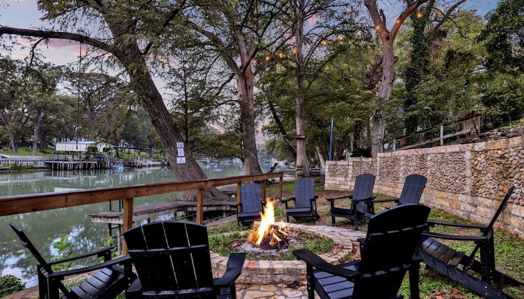 Photo 1 - Luxury Lakefront Oasis With Boat Dock-firepit