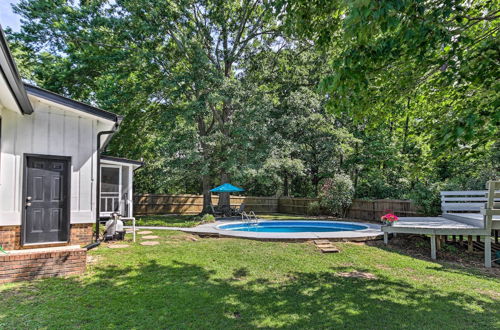 Photo 27 - Modern Lexington Retreat w/ Backyard & Pool