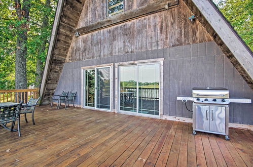 Photo 6 - Lakefront A-frame Cabin With Community Perks