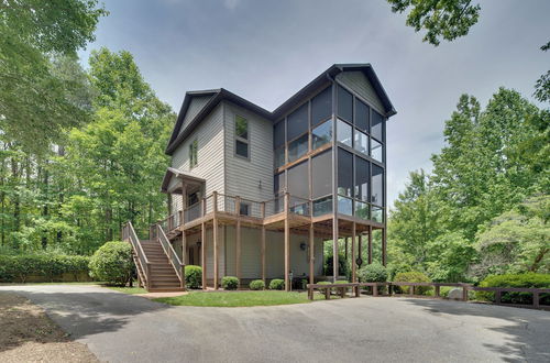 Photo 29 - Landrum 'treehouse' - Hot Tub & Trail Access