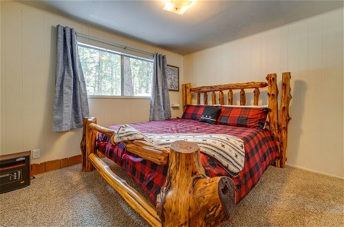 Photo 16 - Graeagle Vacation Rental Cabin w/ Game Room